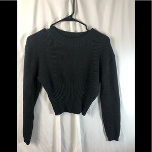 4S13NNA Women's Crop Sweater Size Small